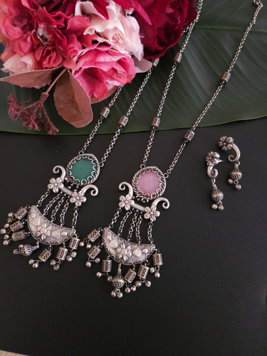 Aanshi fusion pendant necklace set