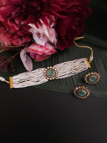Aanshi kundan choker necklace set