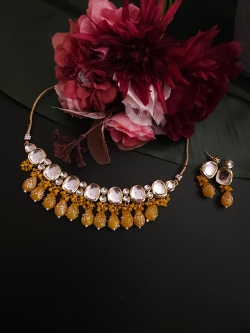 Aanshi kundan choker necklace set