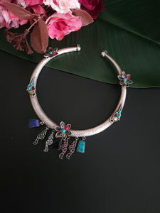 Achyutha hasli necklace