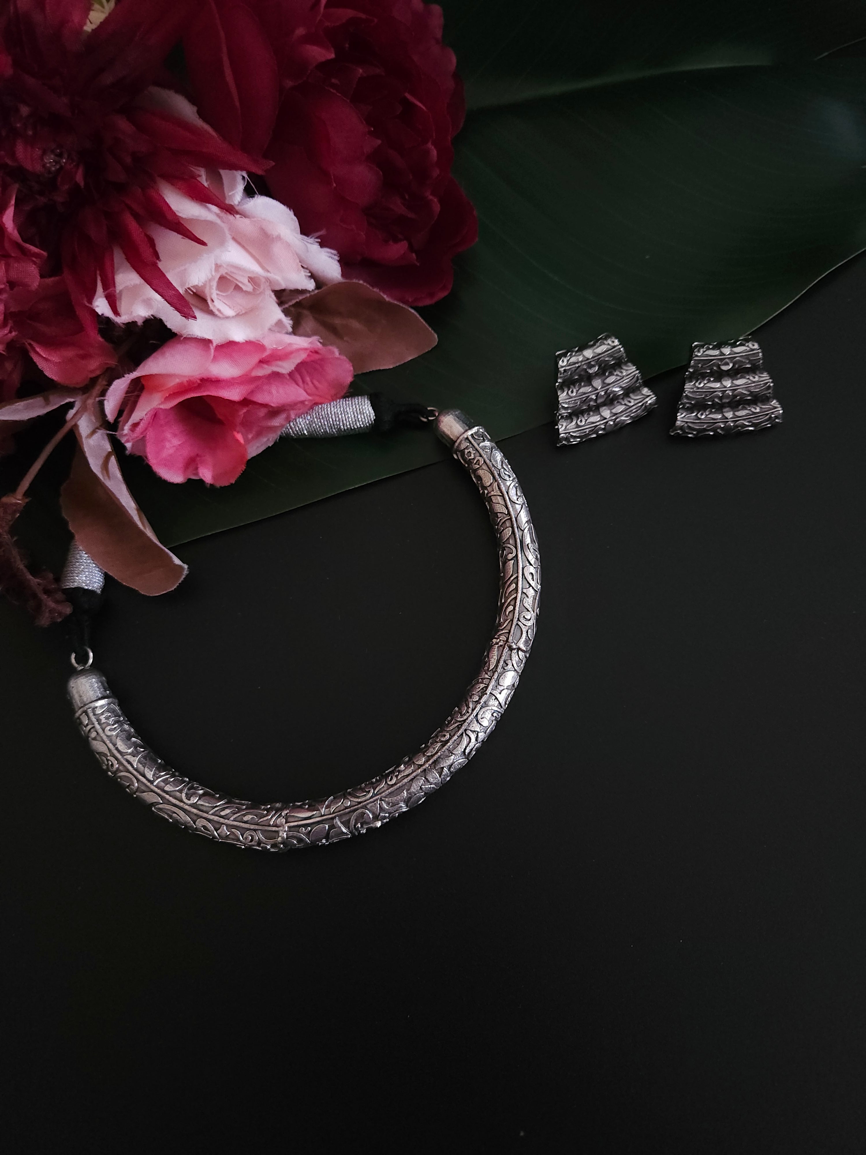 Achyutha hasli necklace set