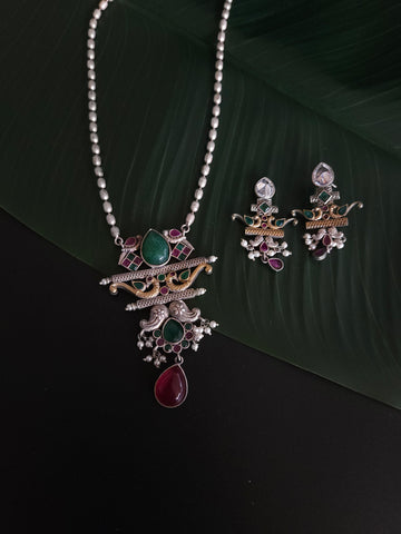 Annush silver alike dualtone pendant necklace set