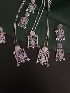 Annush silver alike dualtone pendant necklace set