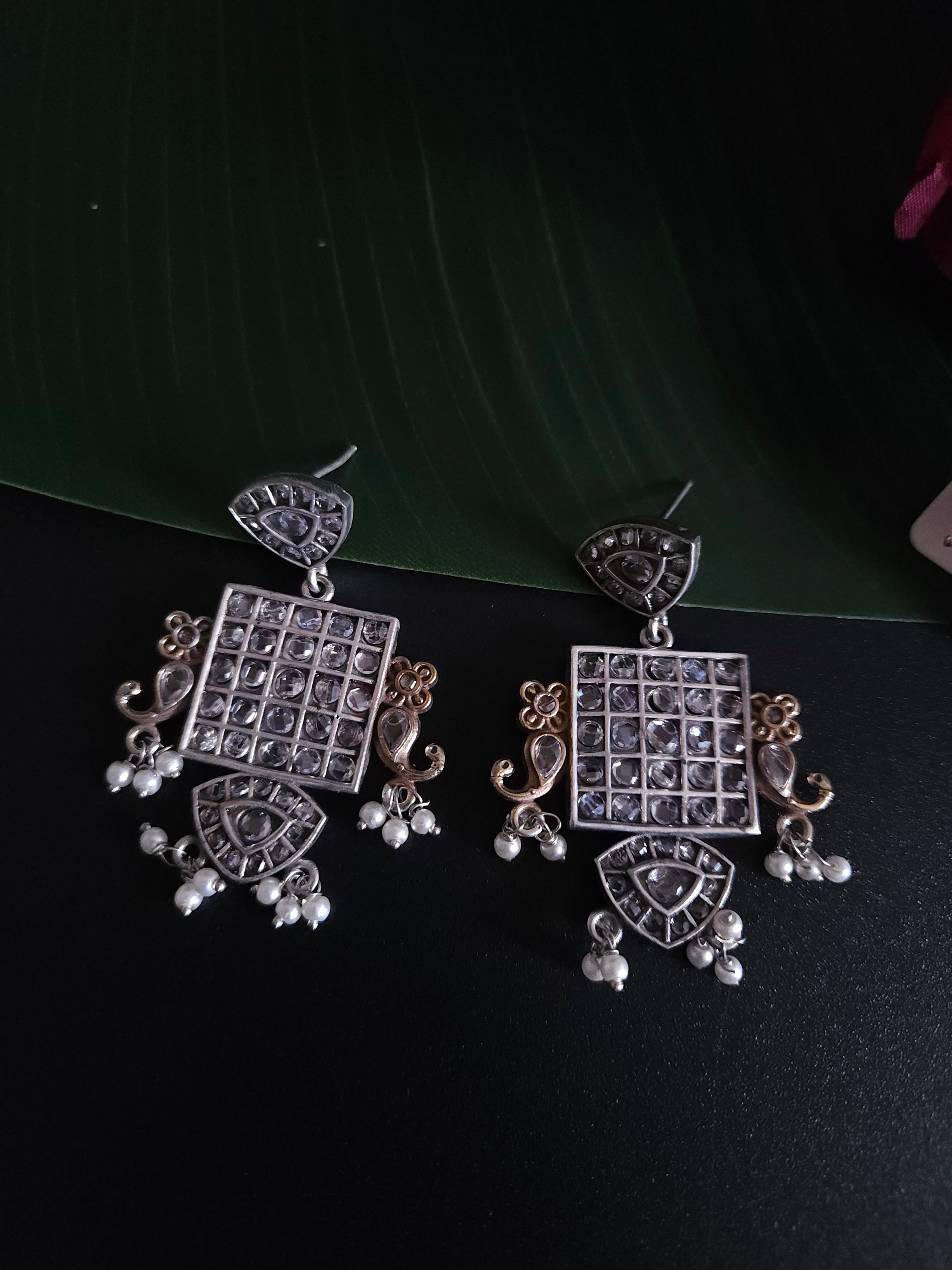 Anthara dualtone earrings