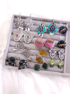 Stud contemparary earrings collection