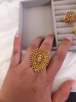 Nakshi goldplated adjustable ring