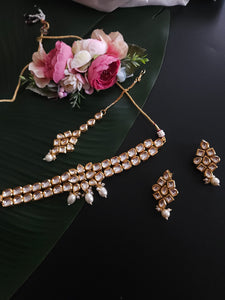 Aashwi kundan meenakari necklace set