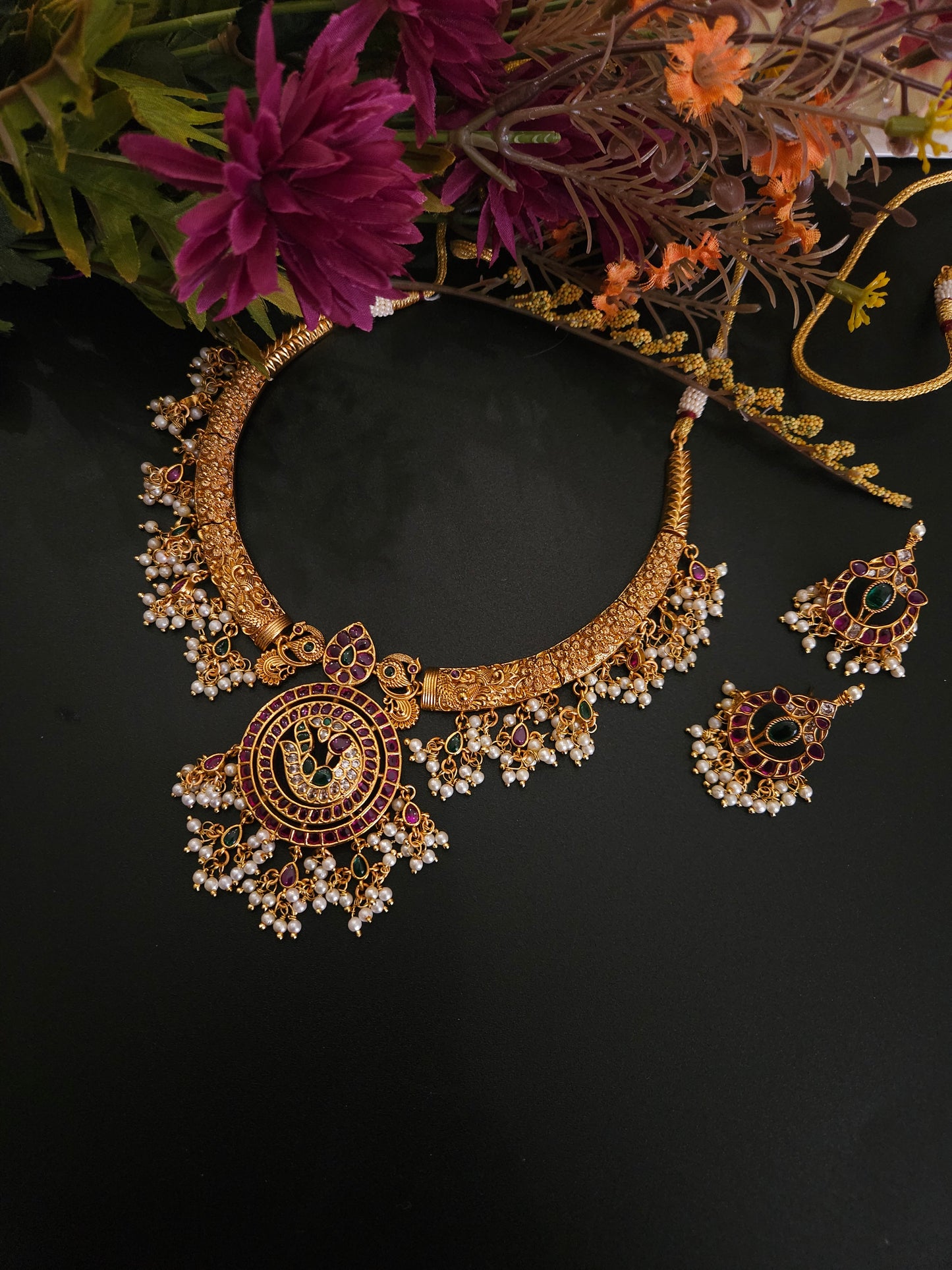 Mangli hasli gold plated necklace set