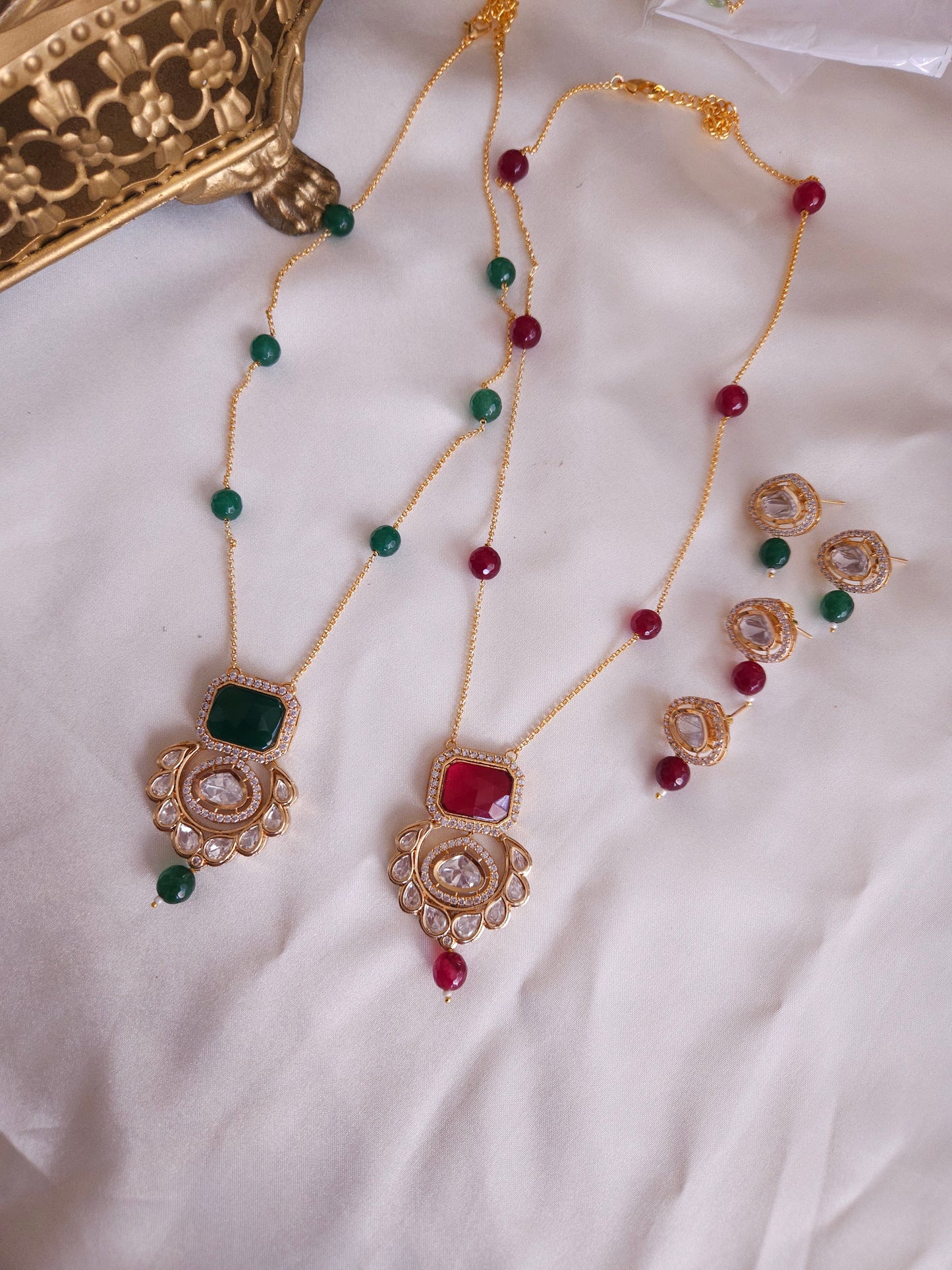 Aarvi kundan polki dainty necklace set