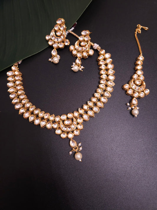Arva kundan necklace set