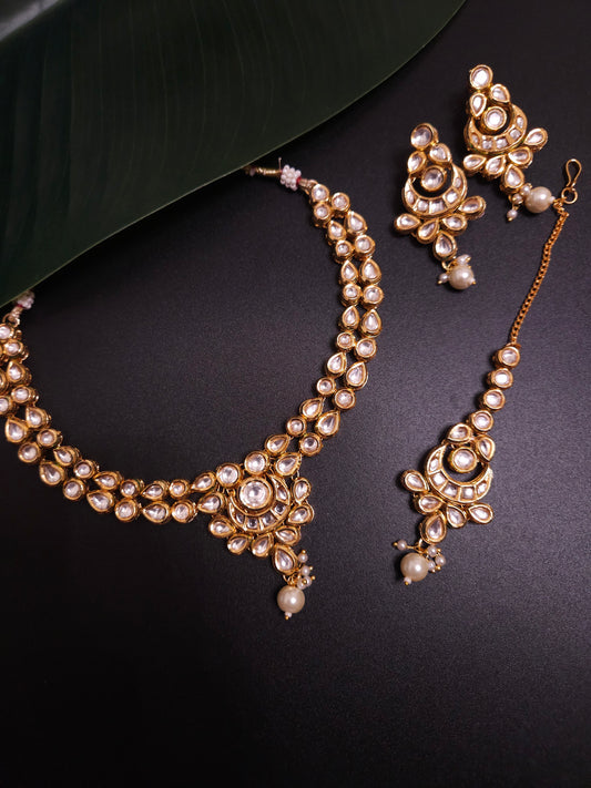 Arva kundan necklace set