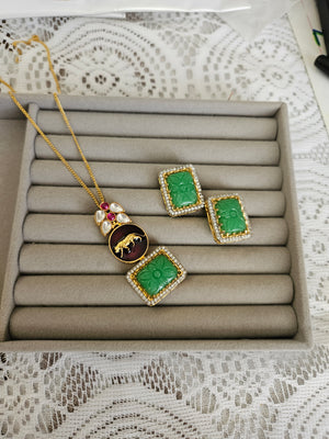 Hasika contemporary necklace set