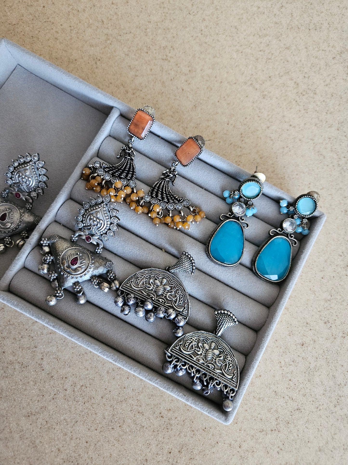 Leya unique silveralike earrings collection