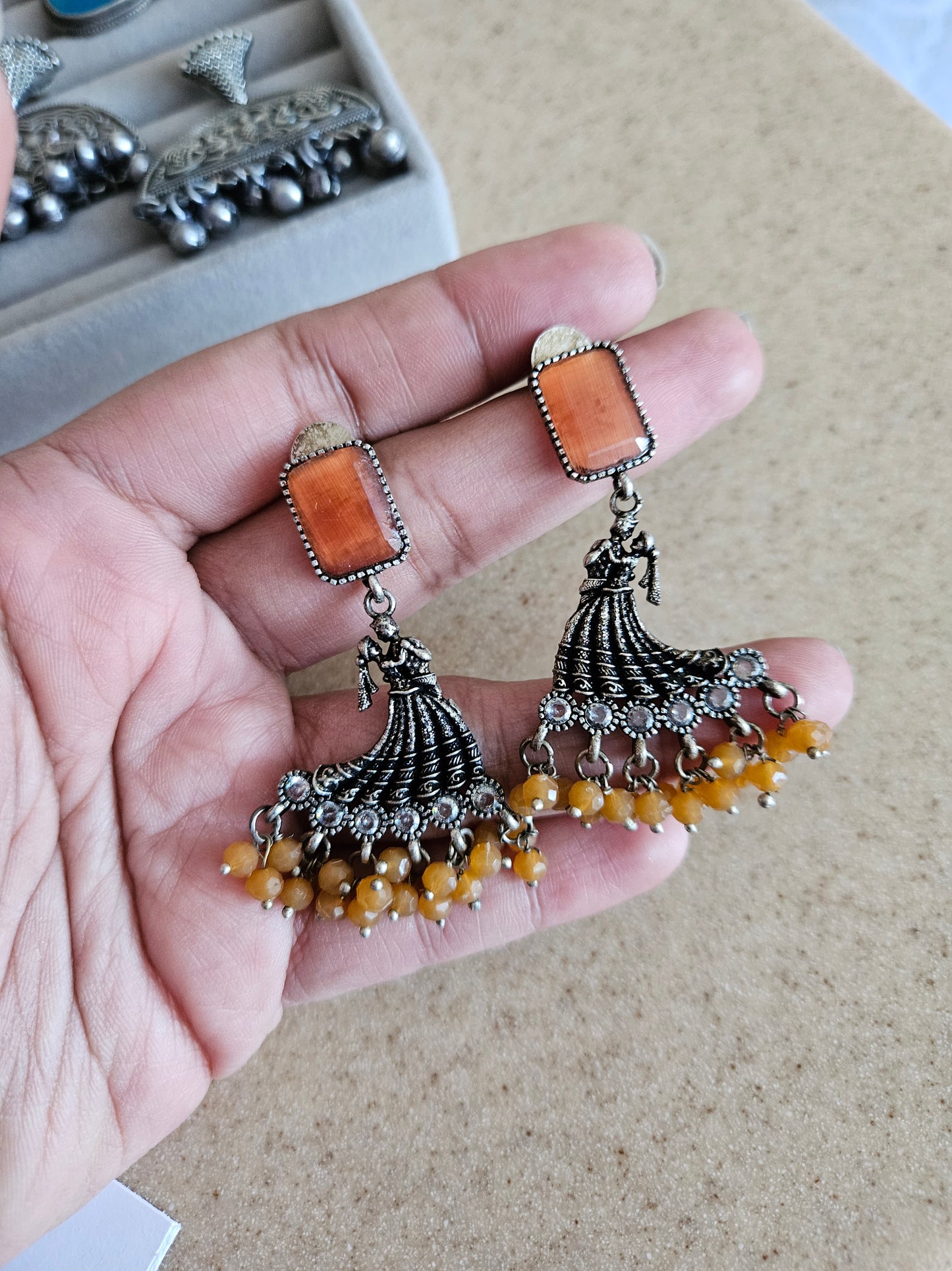 Leya unique silveralike earrings collection
