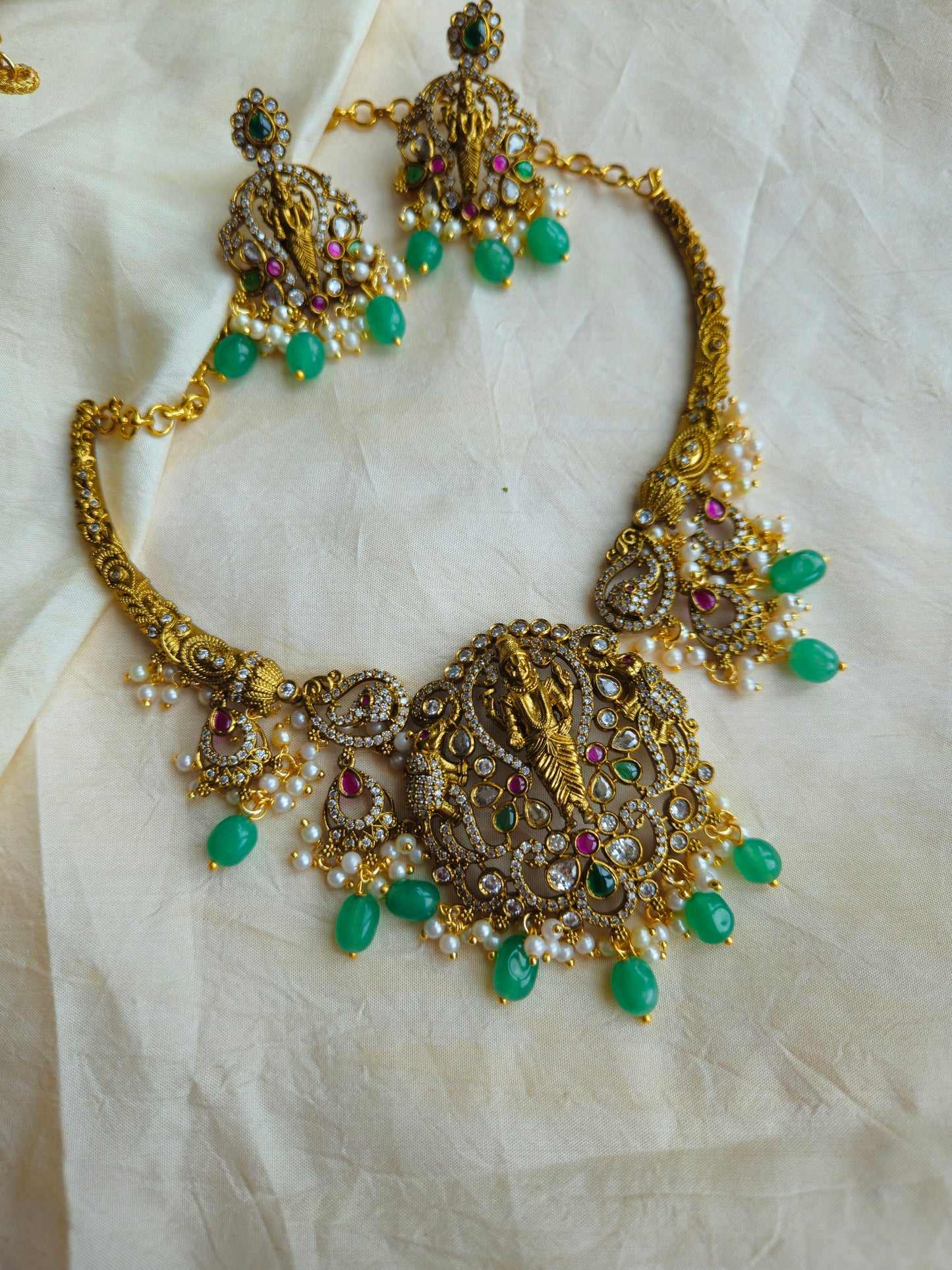 Victorian polki hasli necklace with earrings
