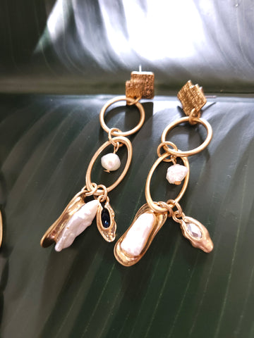 Vindra contemporary earrings