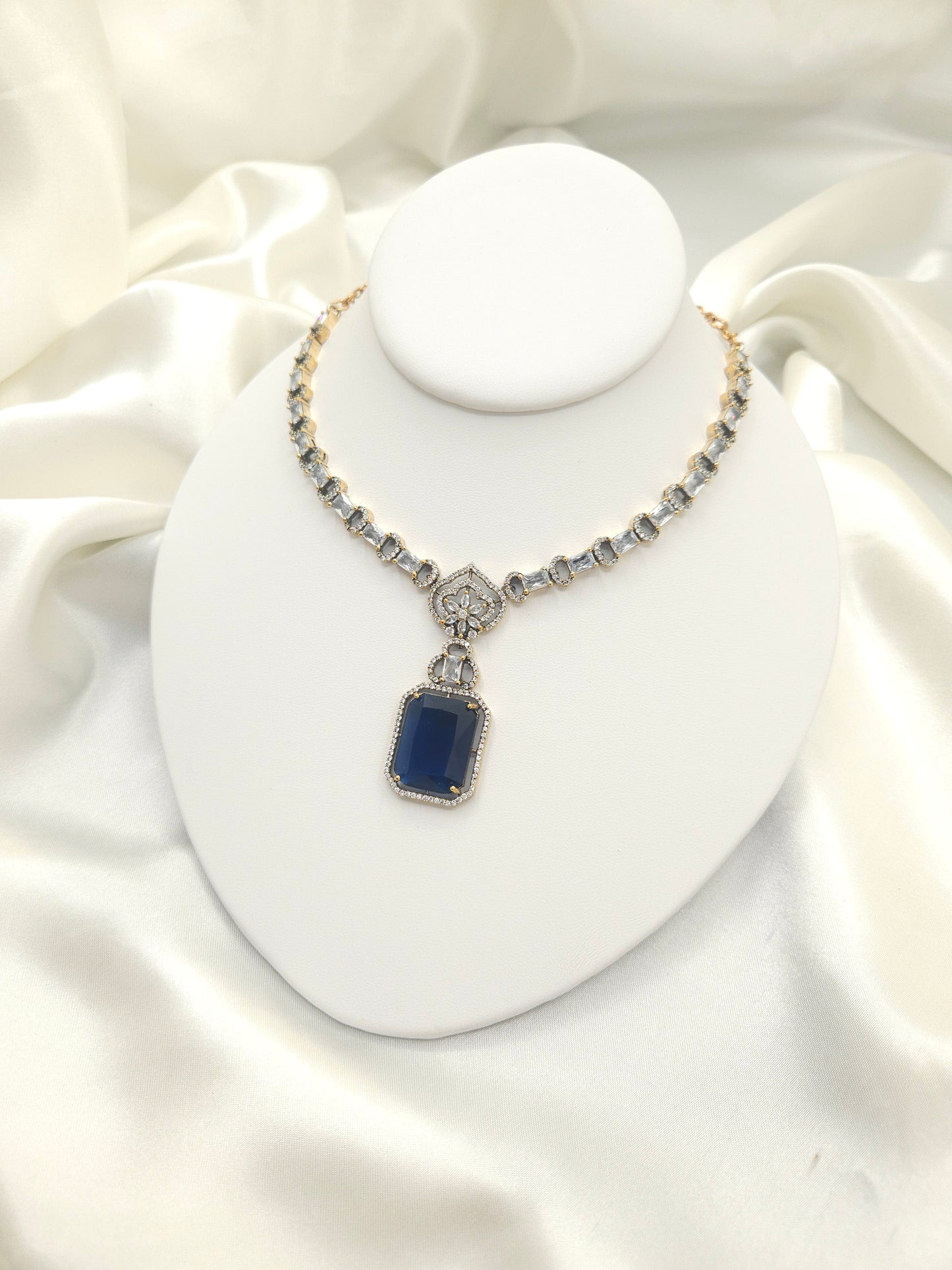 Victorian polki hasli necklace with earrings