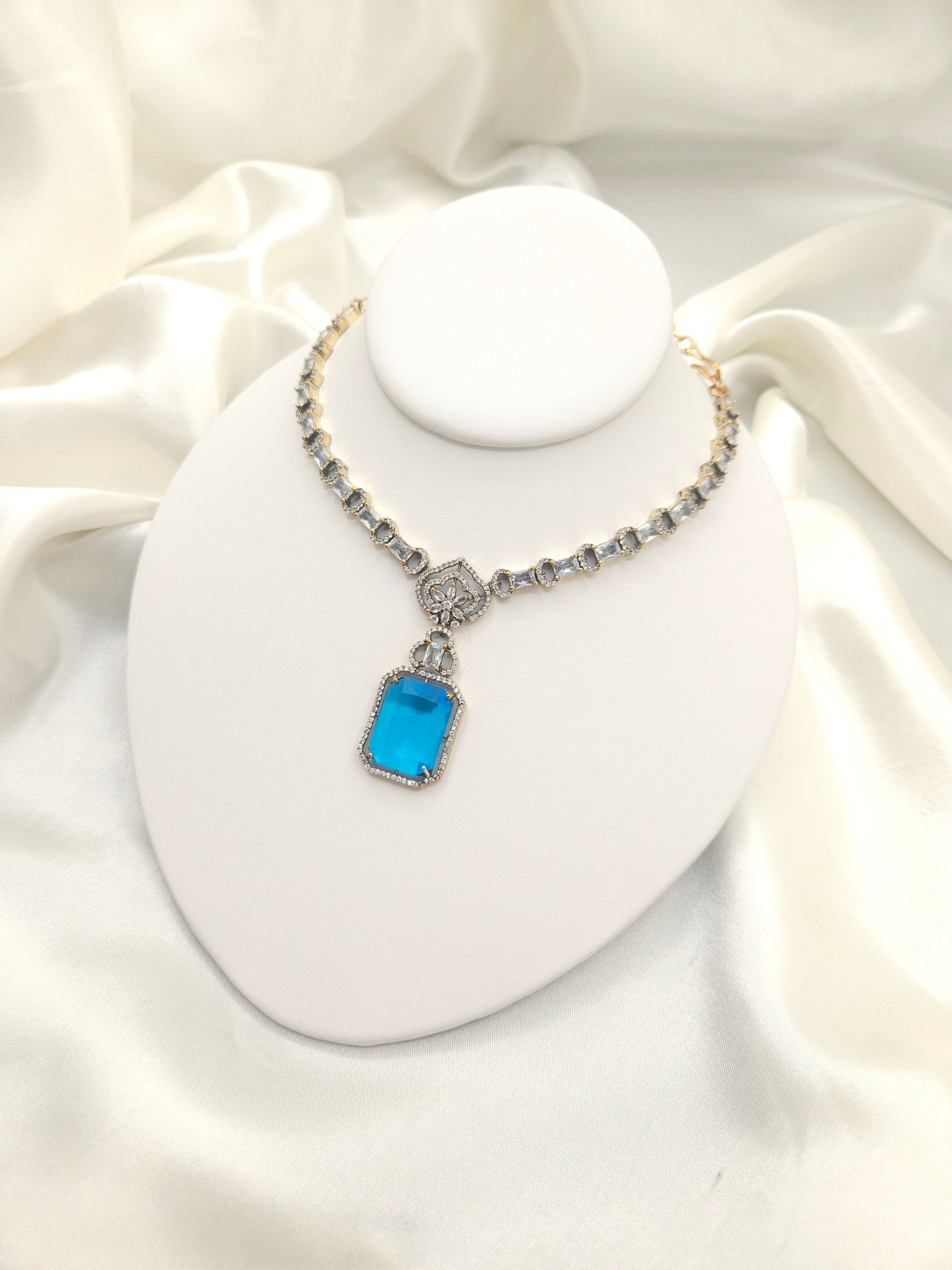 Victorian polki hasli necklace with earrings