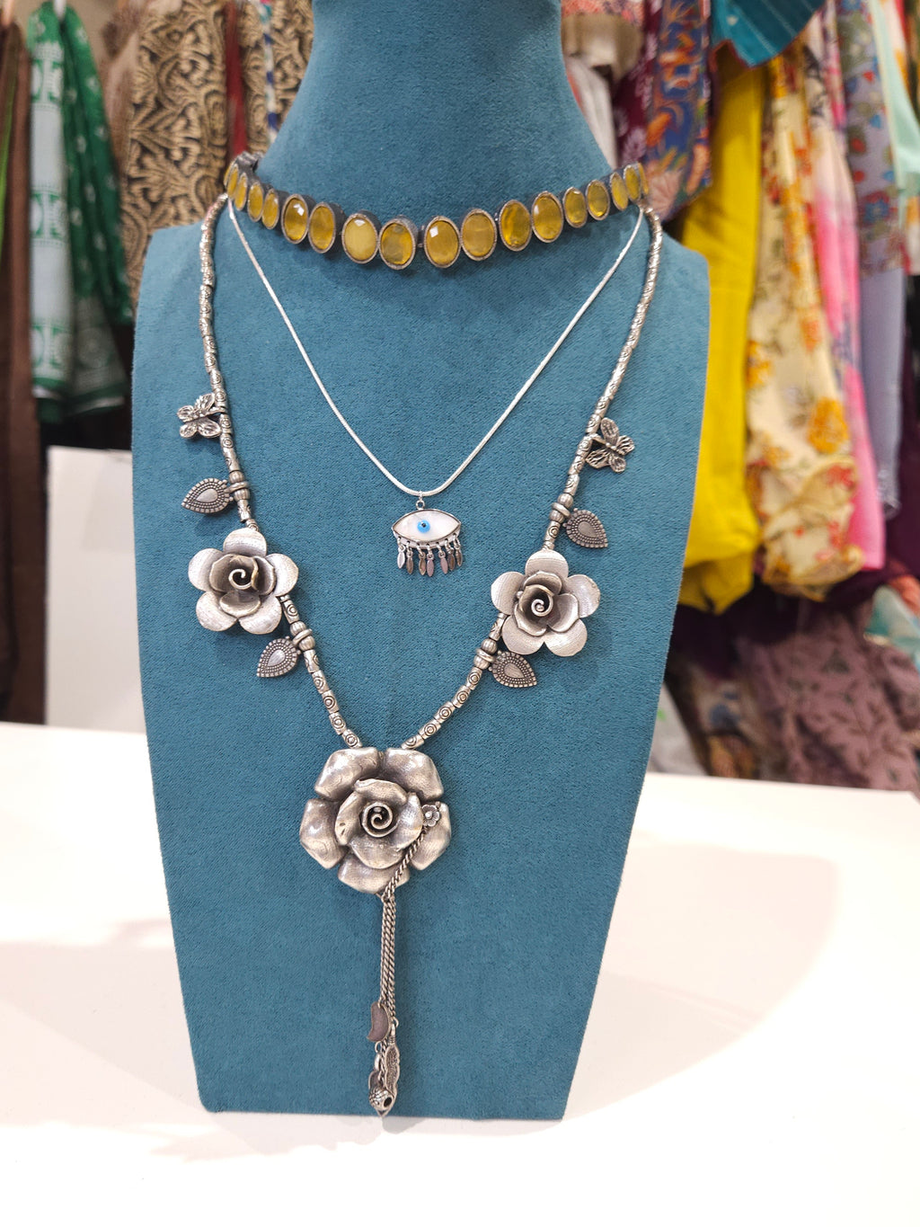 Aaria  contemporary necklace set