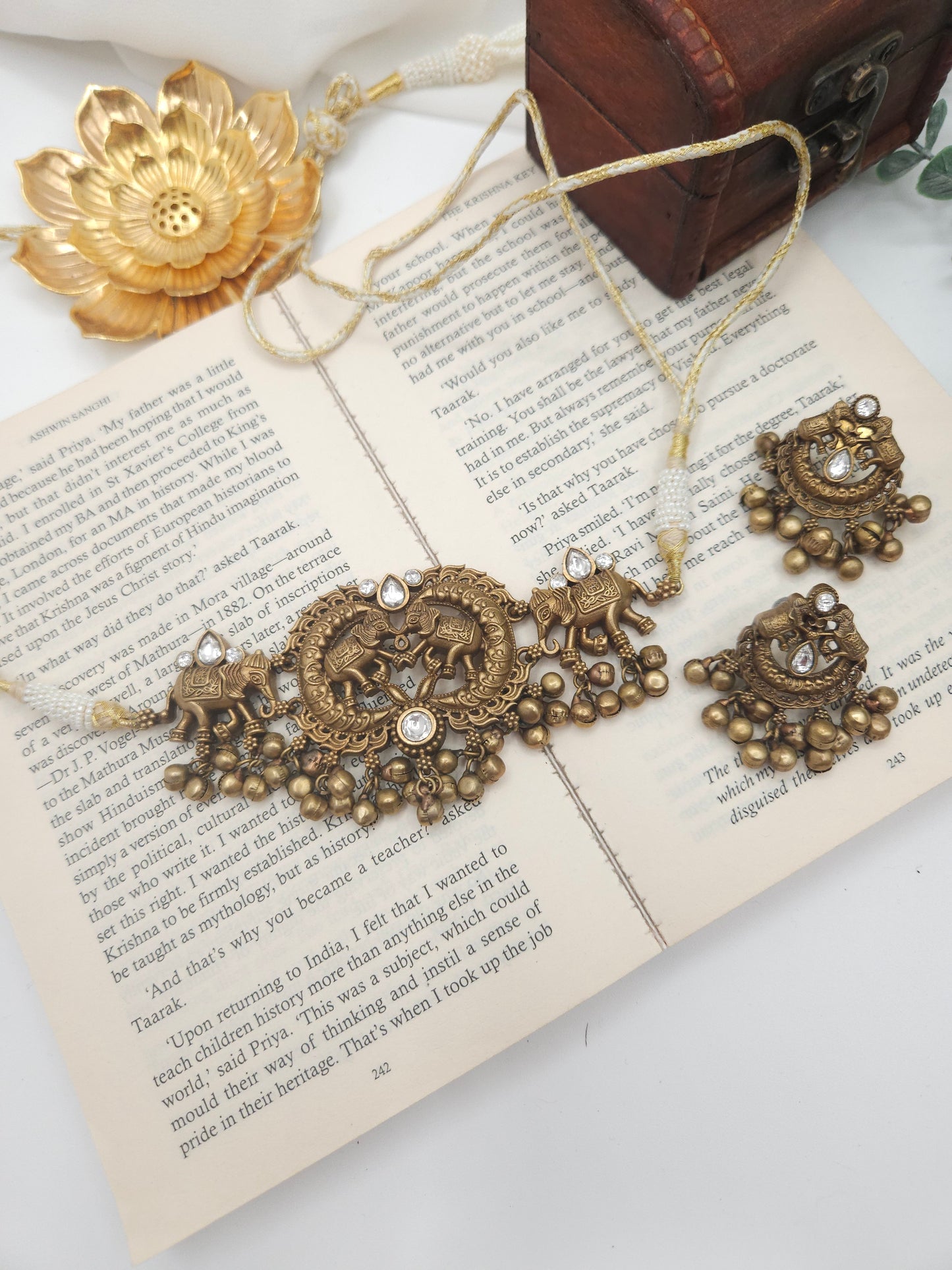 Rajwadi polish choker necklace set