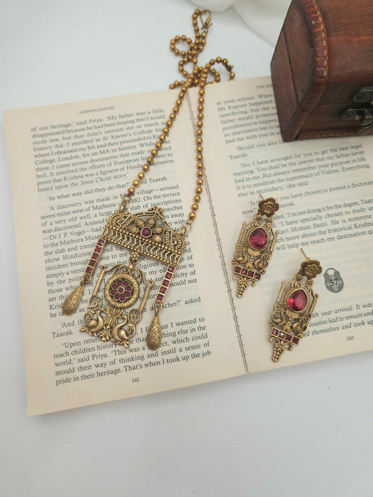 Rajwadi polish pendant necklace set