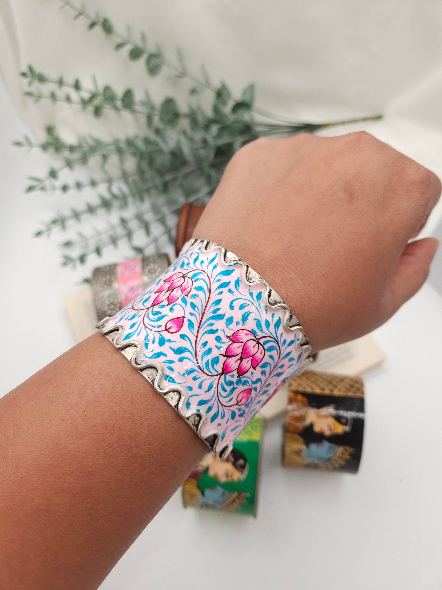 Ankitha silver alike Adjustable Kada Bangle