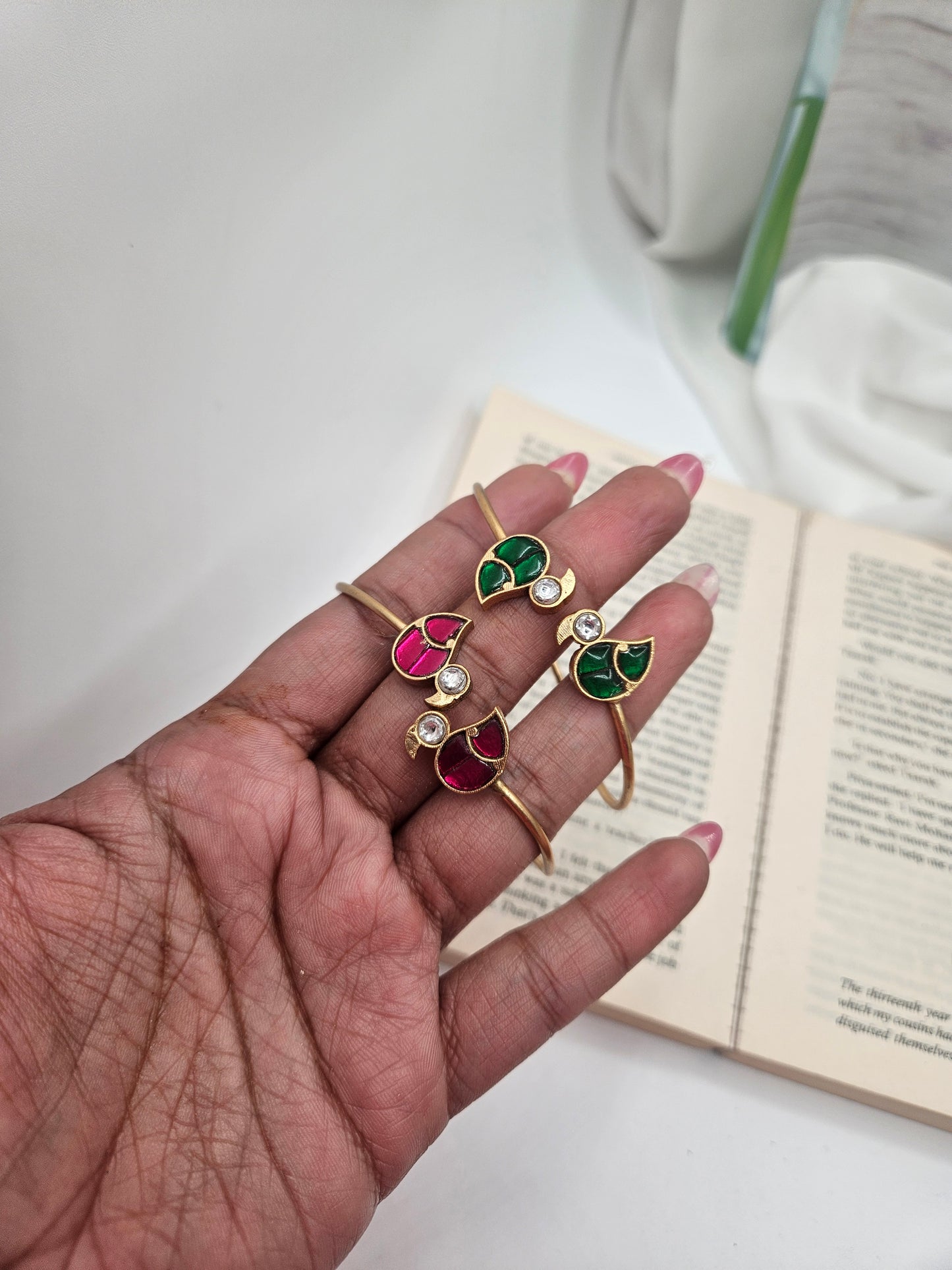 Arava pachi kundan bracelet/bangle