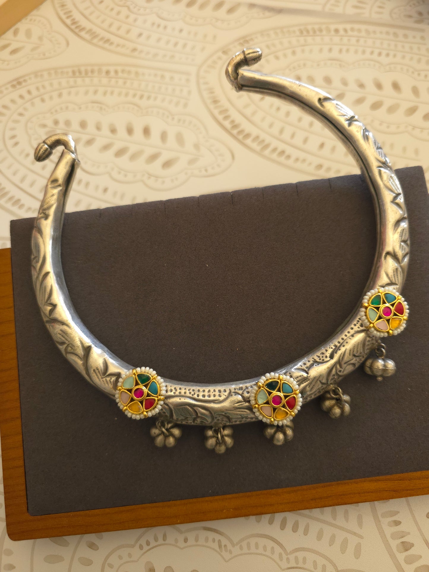 Achyutha fusion hasli necklace set
