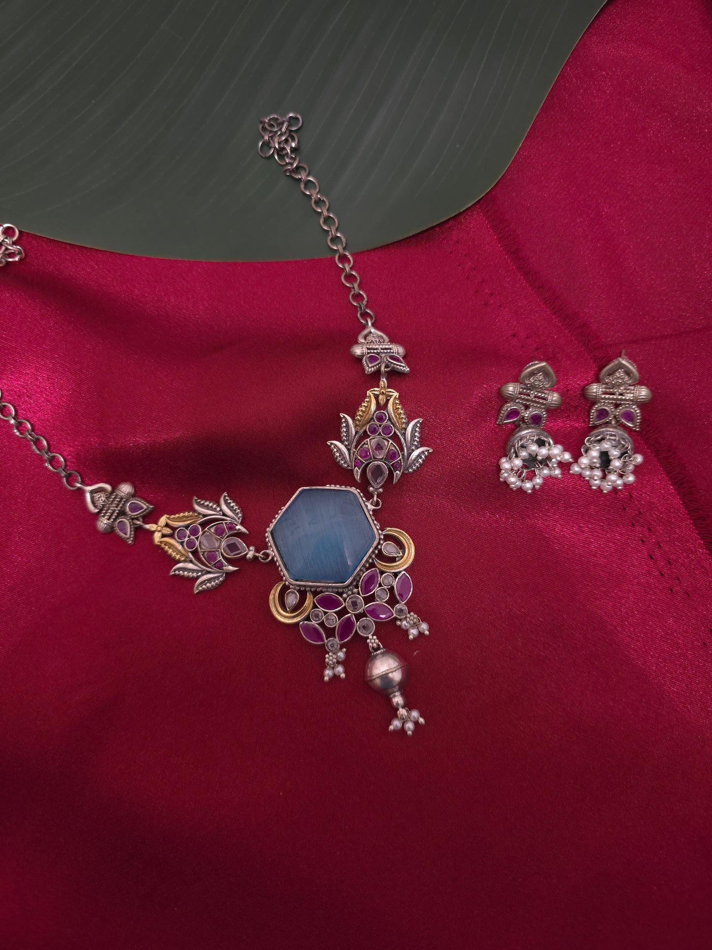 Anchal silver alike necklace set