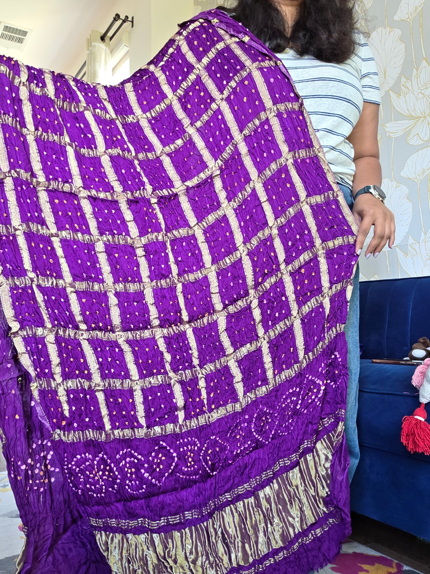 Premium Bandhani Silk Dupatta – Checked Design