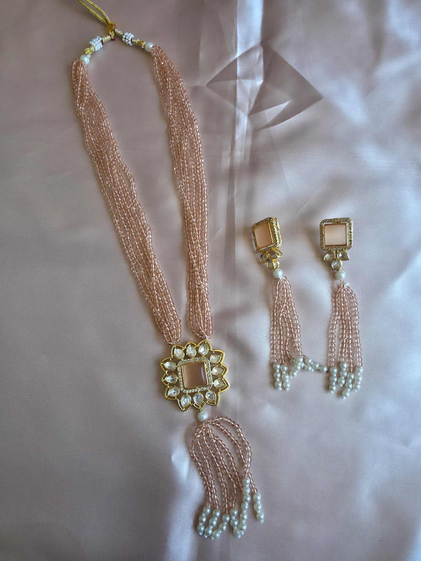 Beaded goldplated statement necklace set