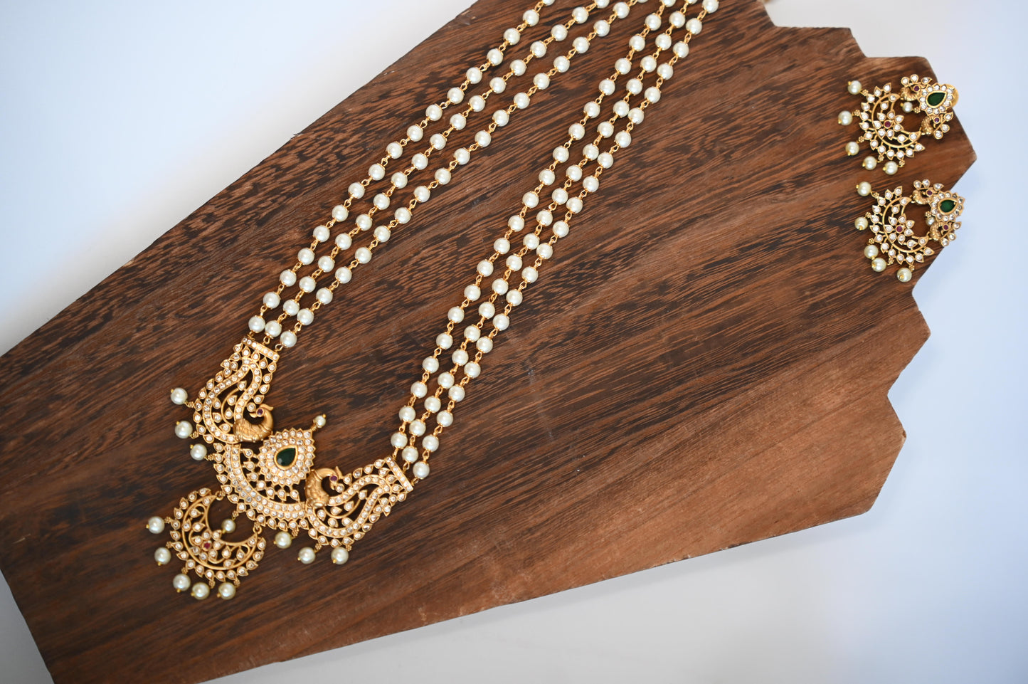Beaded goldplated statement necklace set