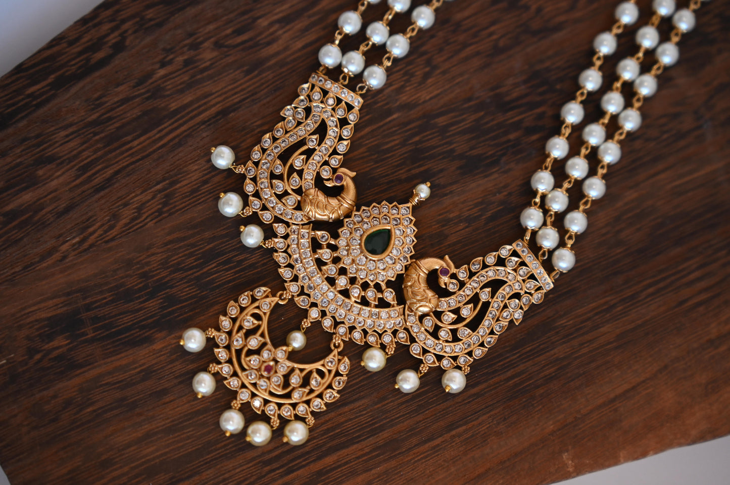 Beaded goldplated statement necklace set