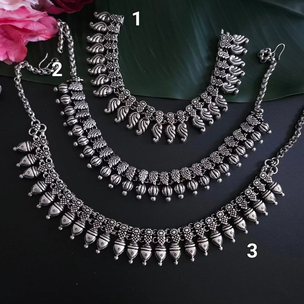 Kolhapuri style necklace
