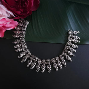 Kolhapuri style necklace