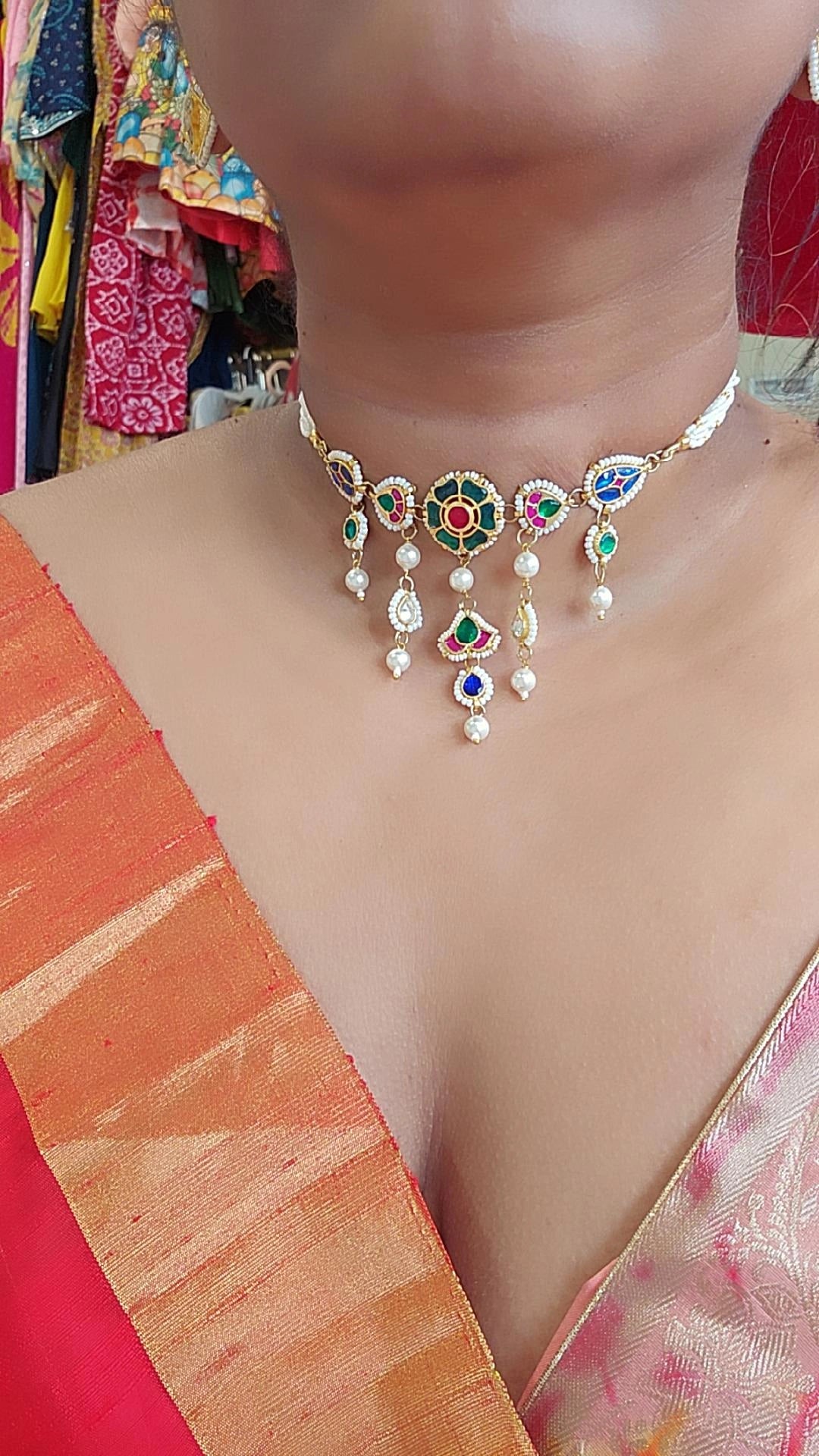 Aarvi pachi kundan necklace set
