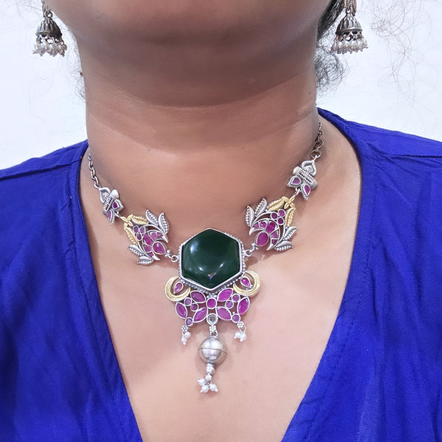 Anchal silver alike necklace set