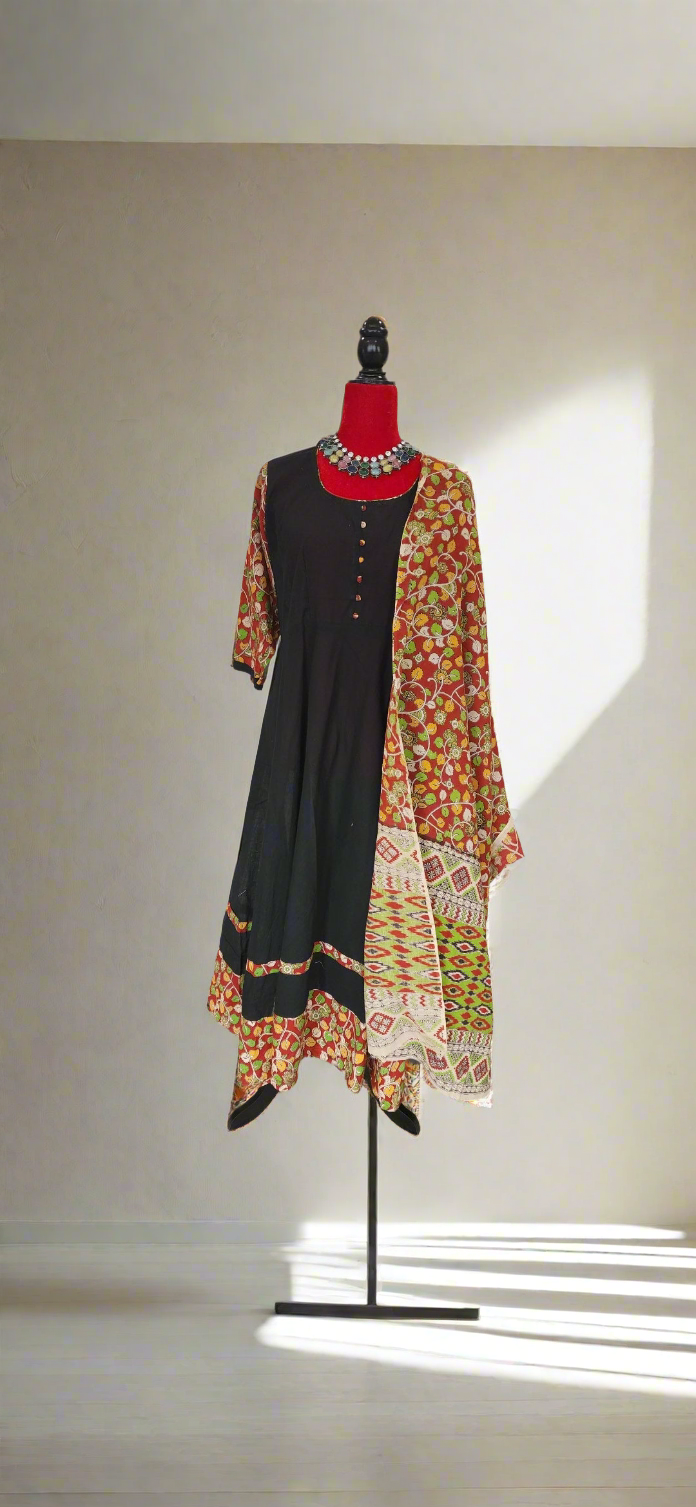 Nyra dress set