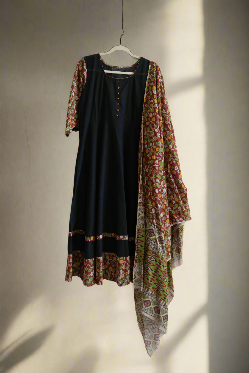 Nyra dress set
