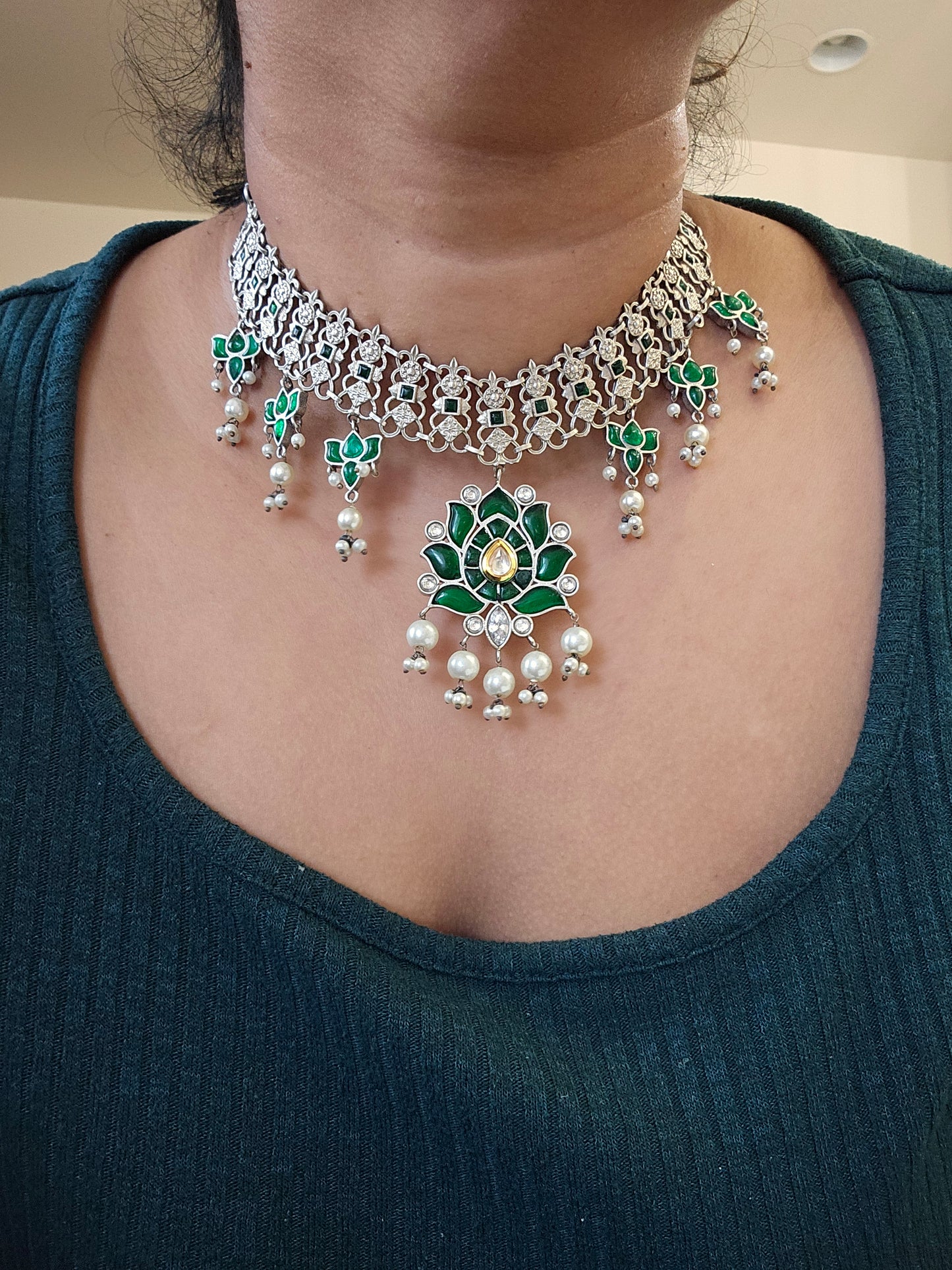Achyutha fusion choker necklace set