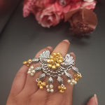 Contemporary adjustable ring