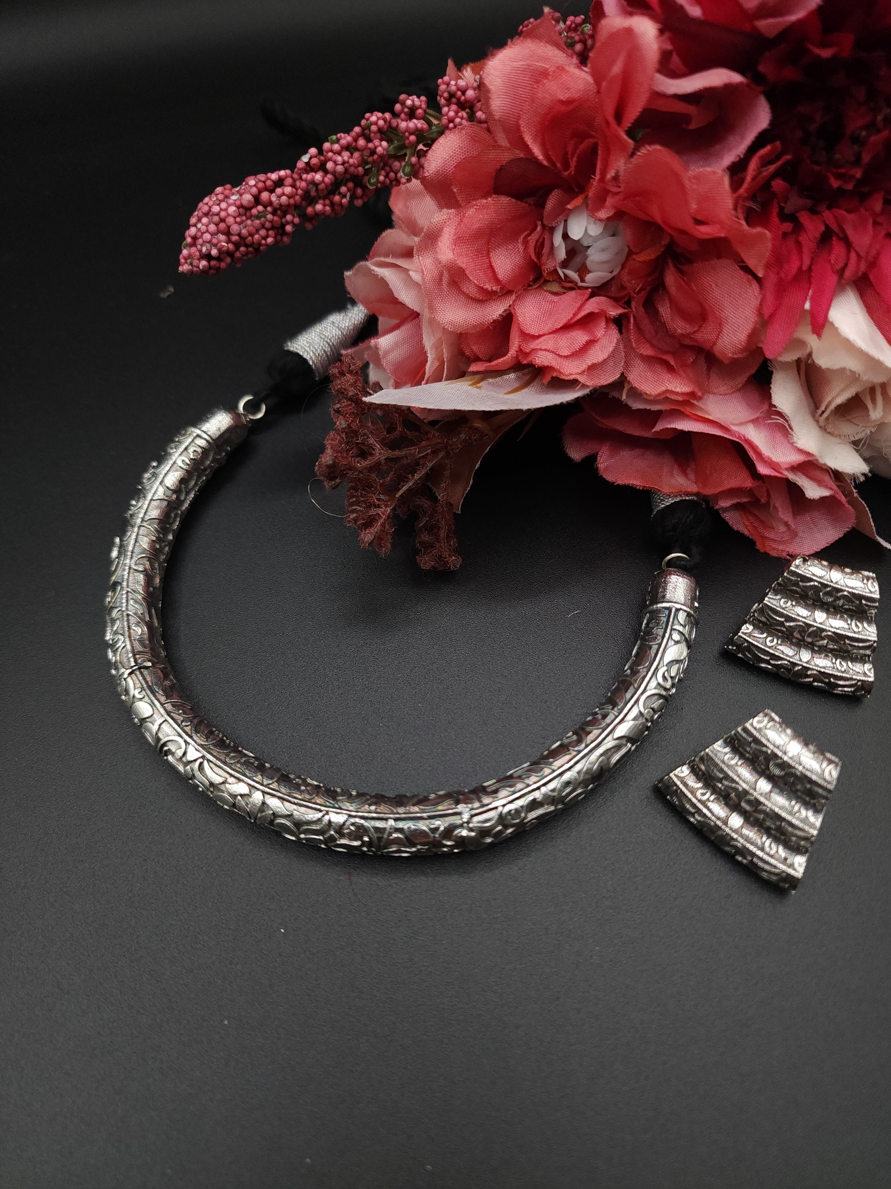 Achyutha hasli necklace set
