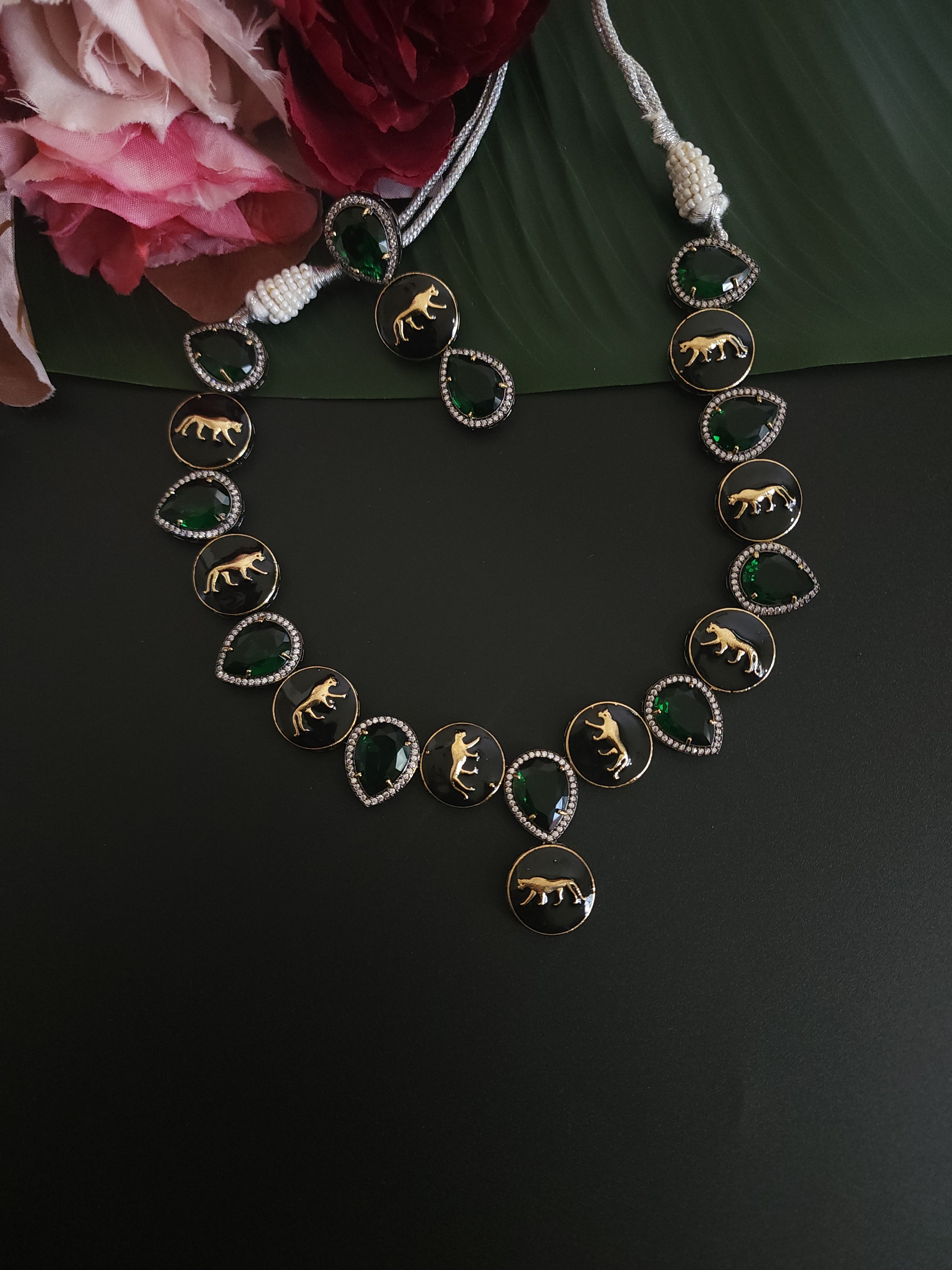 Laya sabyasachi inspired contemporary necklace set