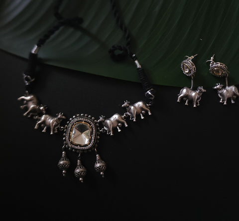 Gomathi fusion silveralike choker necklace set