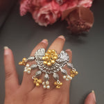Contemporary adjustable ring