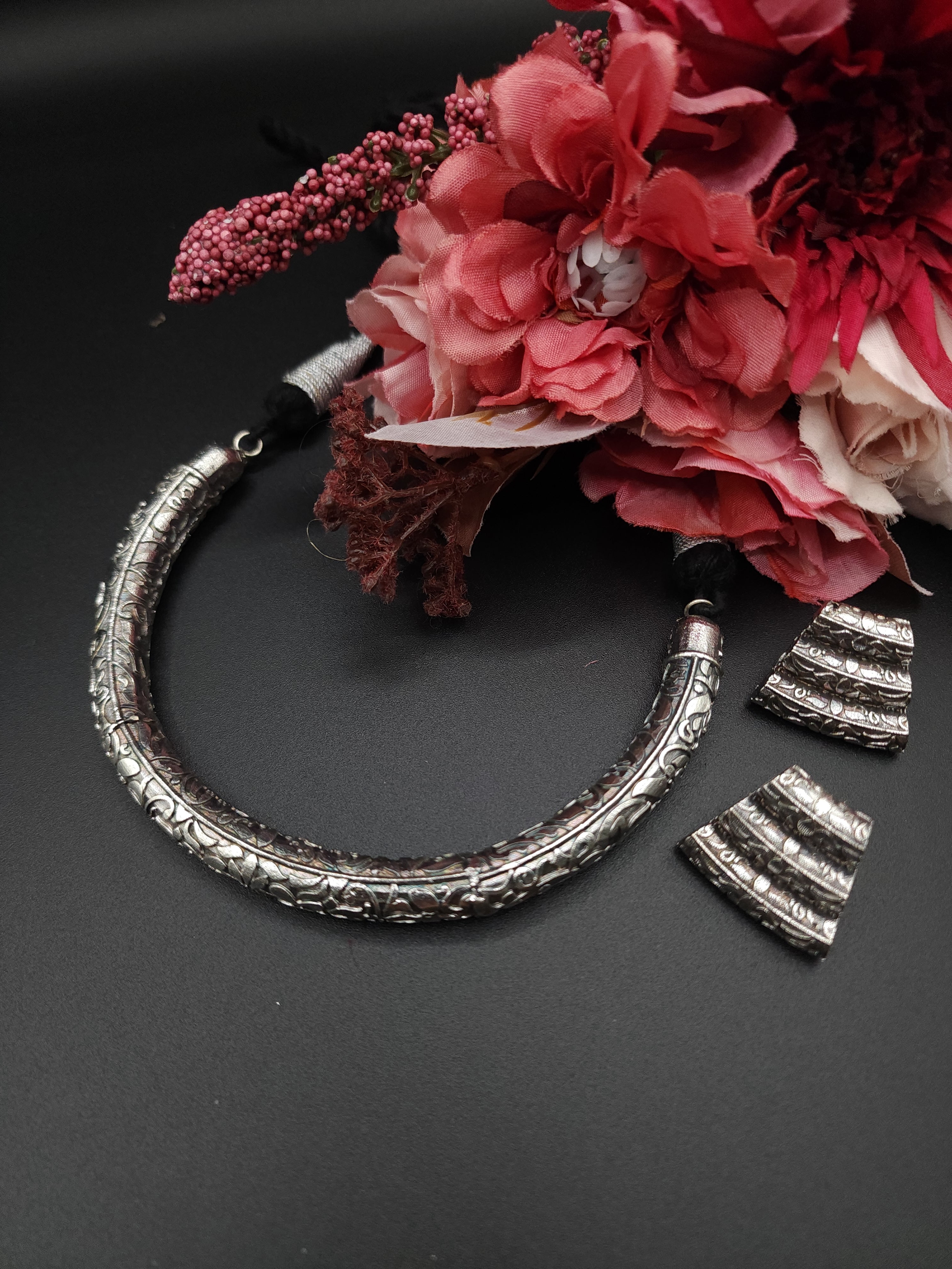 Achyutha hasli necklace set