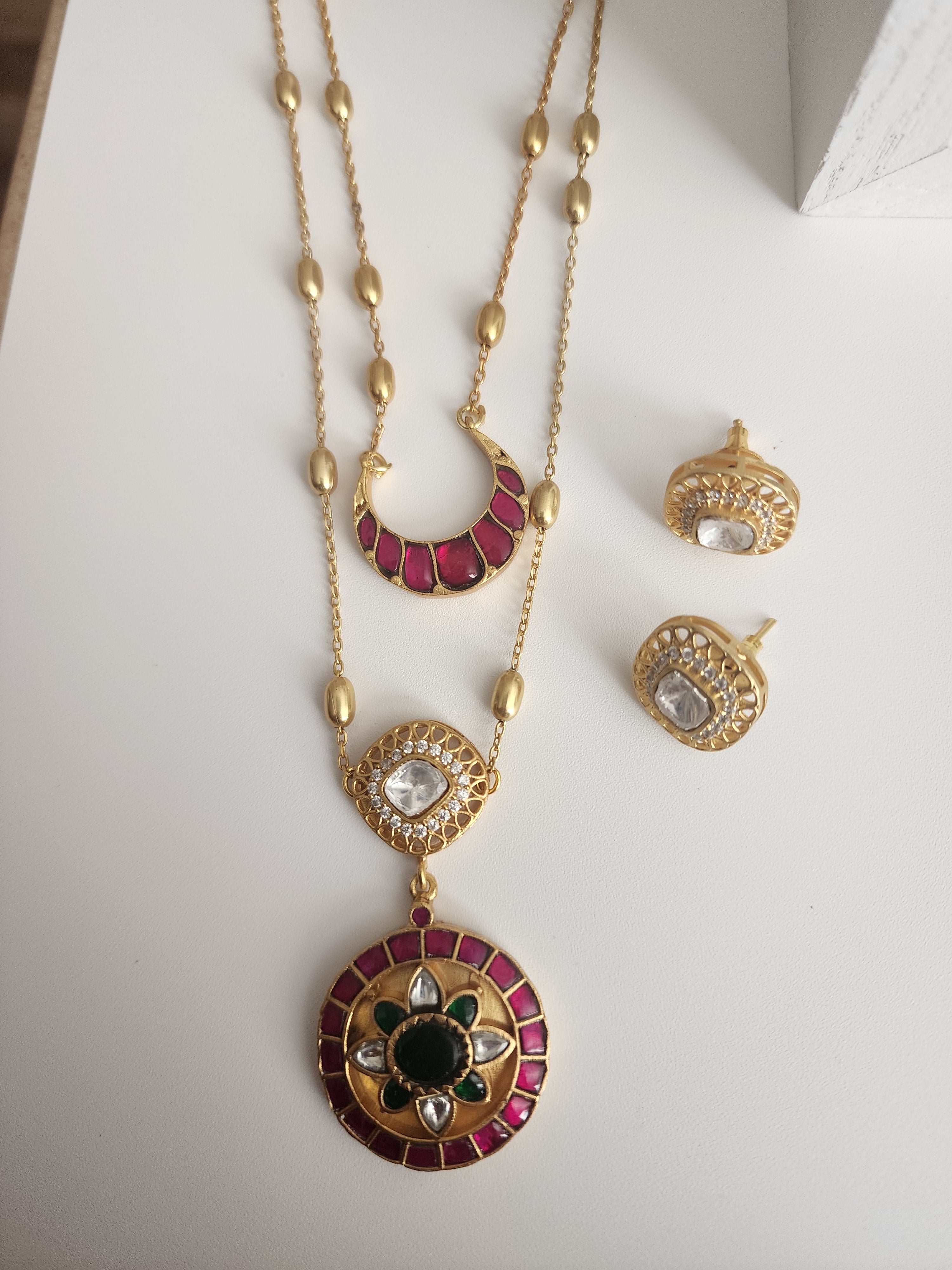Aarvi jadau kundan necklace set