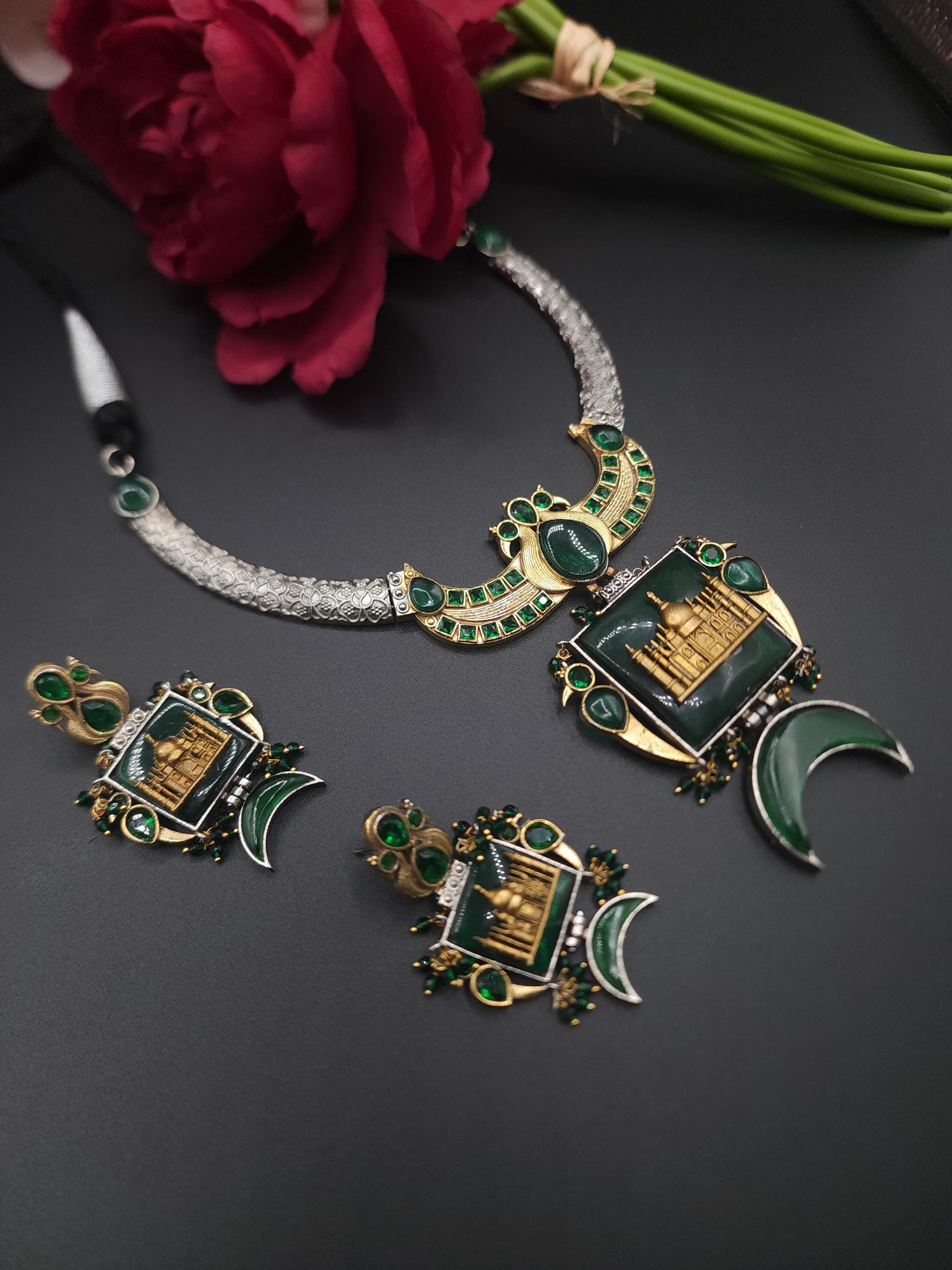 Deer dualtone hasli necklace set
