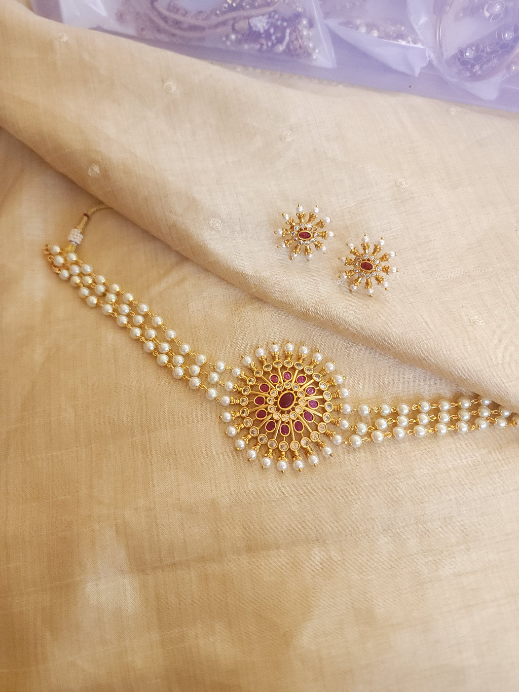 Anandhi goldplated choker necklace set