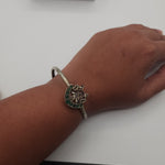 kemp silveralike bracelet/ bangles